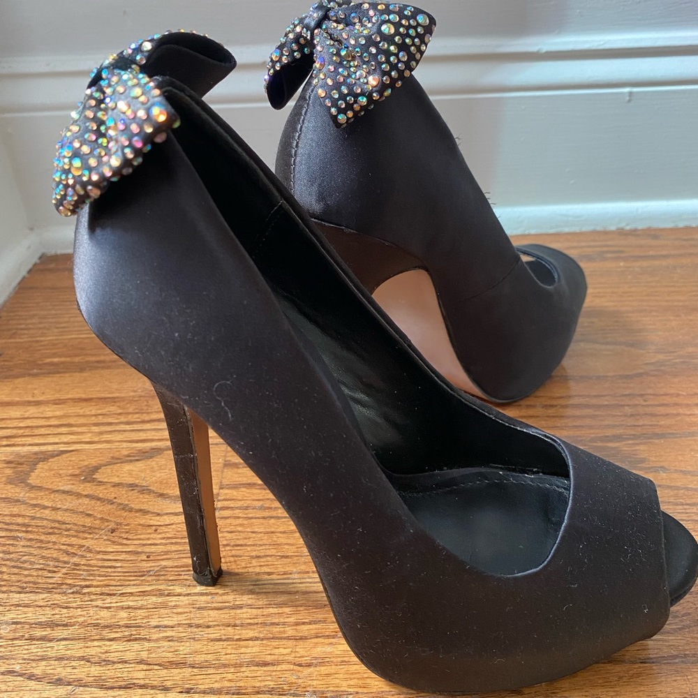 Steve Madden Satin Shoes with back glitter bows